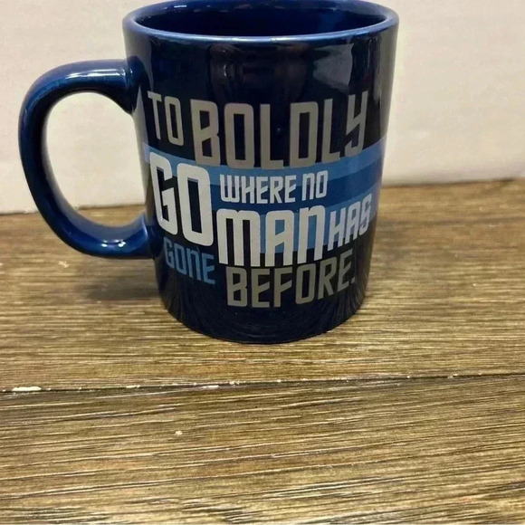 Star Trek Starship enterprise Mug / coffee‎ cup 2021 - Picture 3 of 5